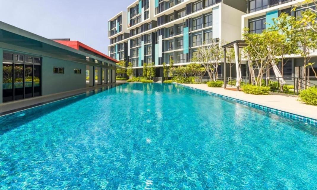 Core Soho Designer Suite @ Klia Sepang Bagian luar foto