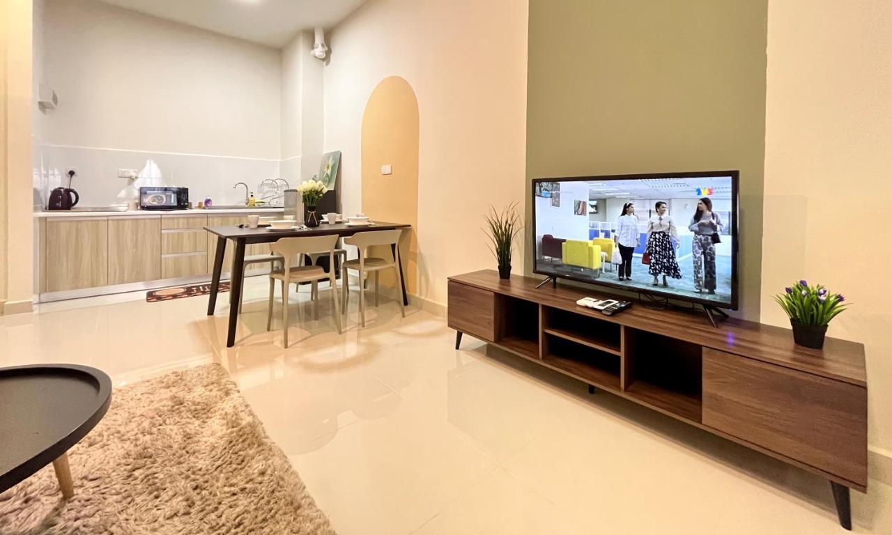 Core Soho Designer Suite @ Klia Sepang Bagian luar foto