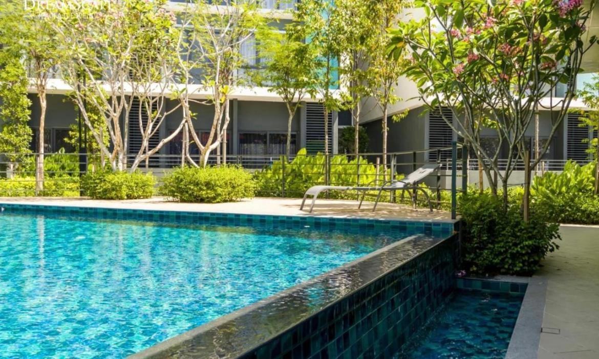 Core Soho Designer Suite @ Klia Sepang Bagian luar foto